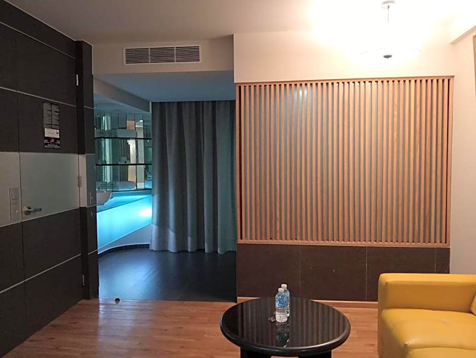 Ramada by Wyndham Mexico City Santa Fe