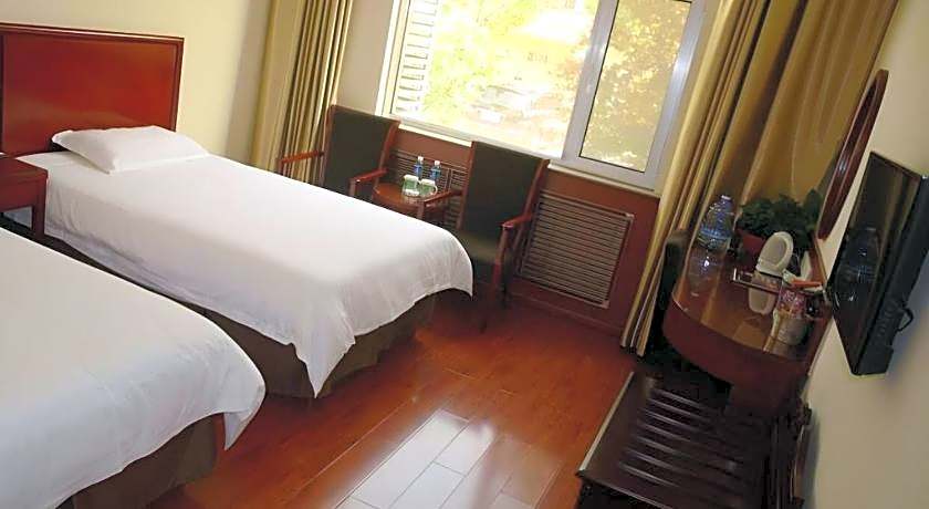 GreenTree Inn WeiFang QingZhou Middle HaiDai Road Electric Power Shell