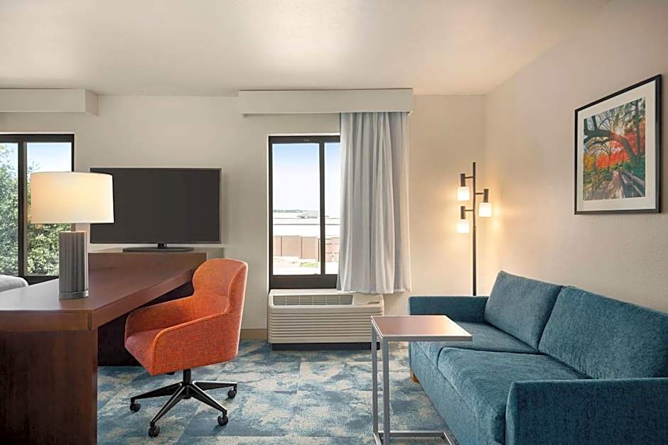 Hampton Inn By Hilton And Suites San Marcos