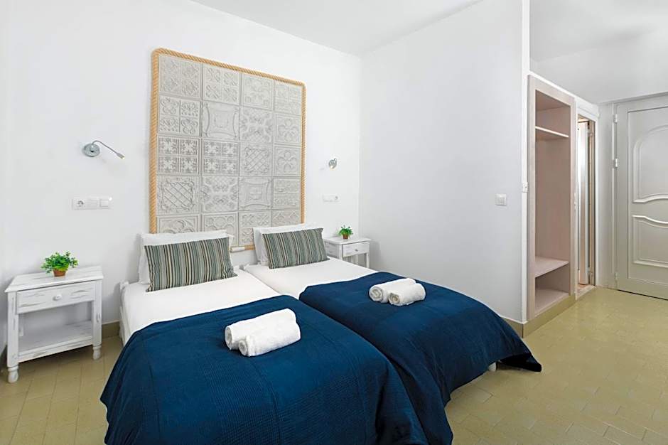 Pefkos View Suites & Maisonette