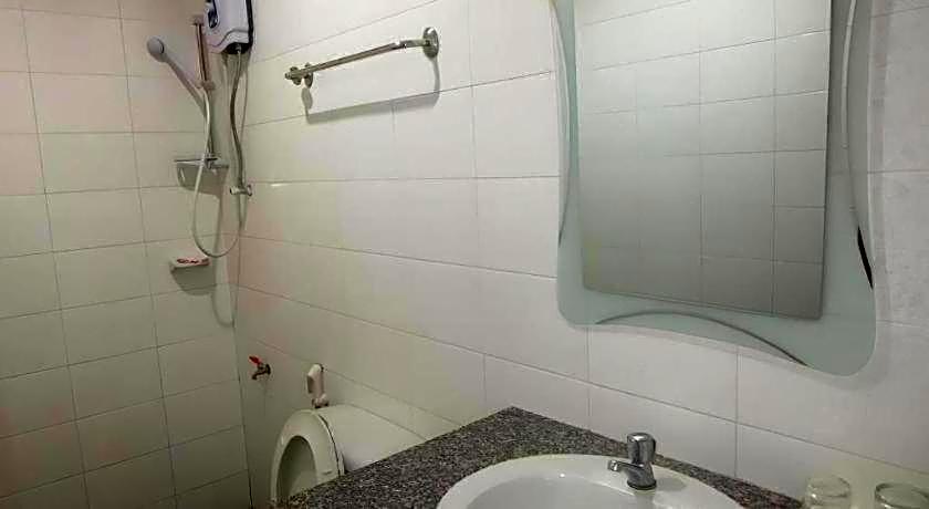 Chaleunehoung Hotel