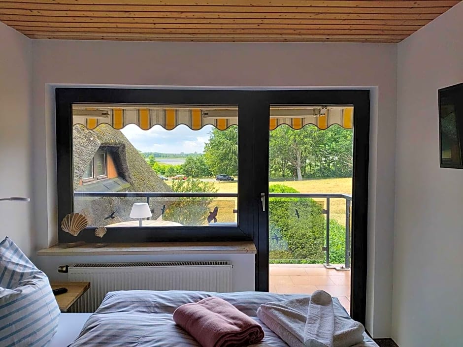 Zdjęcie 1 z 10 — Standard, Balcony