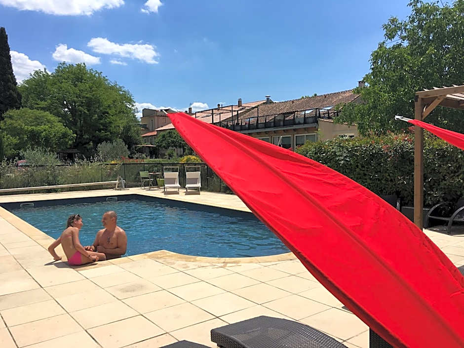 Logis Hôtel & Spa Déjeunez Sous L'Arbre