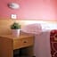 Hotel Junior by OasiGroup Hotels