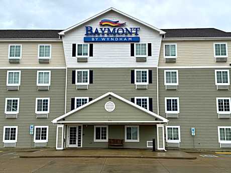 Baymont Inn & Suites By Wyndham Dickinson, ND