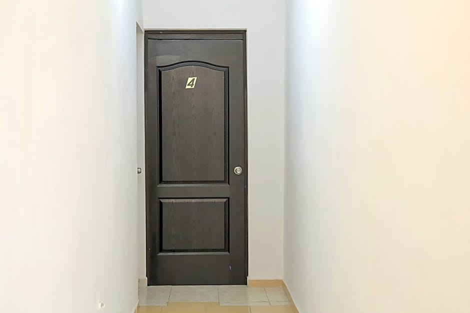 ANTIQUE Guest House Fundidora