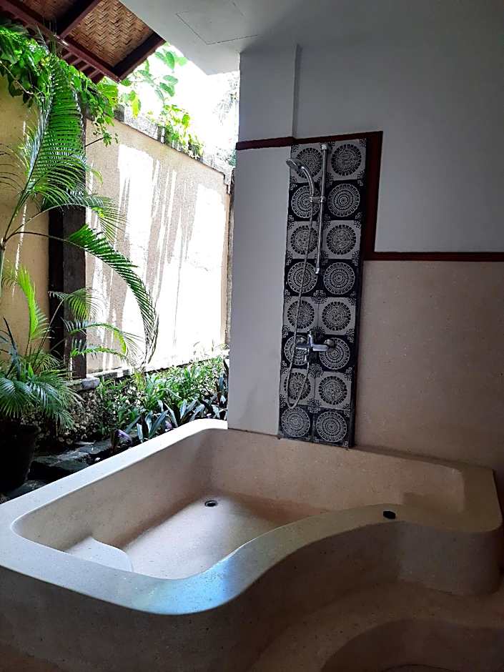 Puri Mesari Hotel