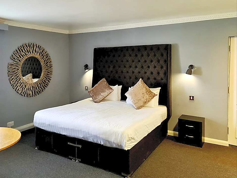 Barons Court Hotel Walsall