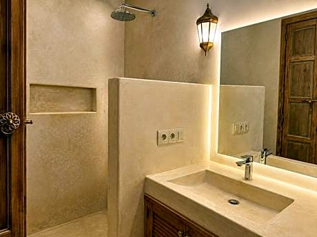Nahema Double Room