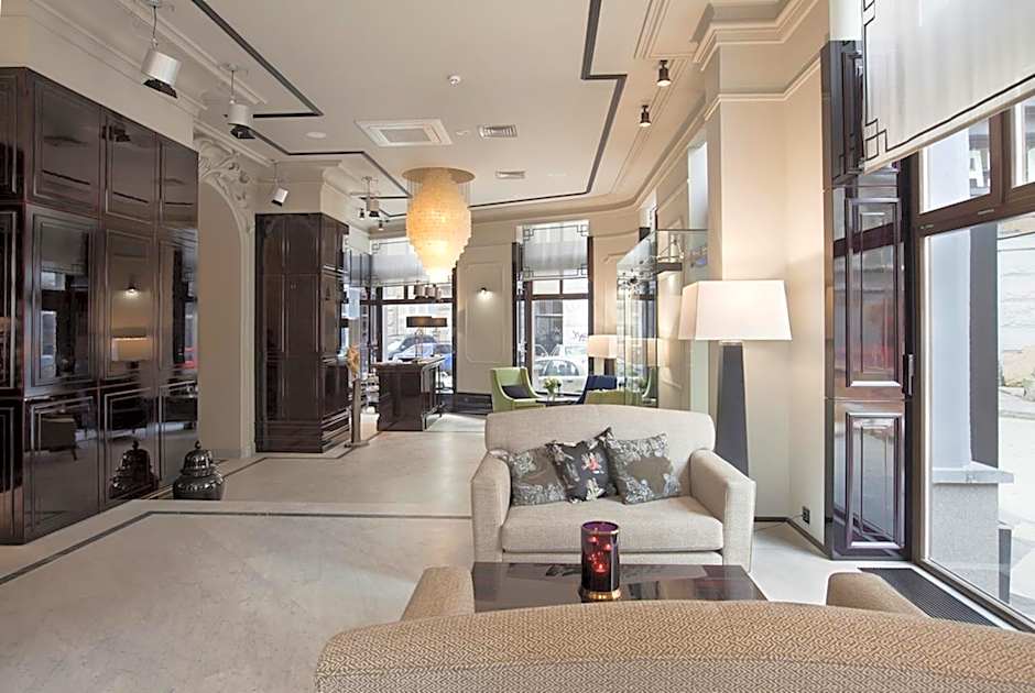 Astoria Hotel