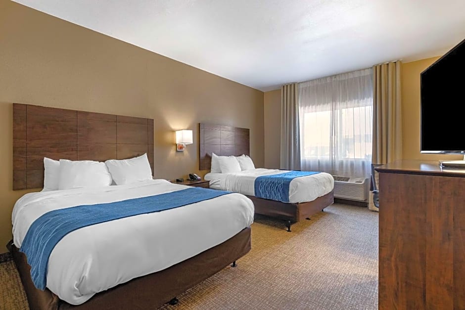 Comfort Inn And Suites Waterloo