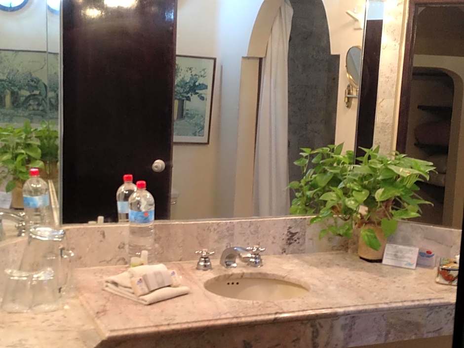 Villablanca Garden Beach Hotel