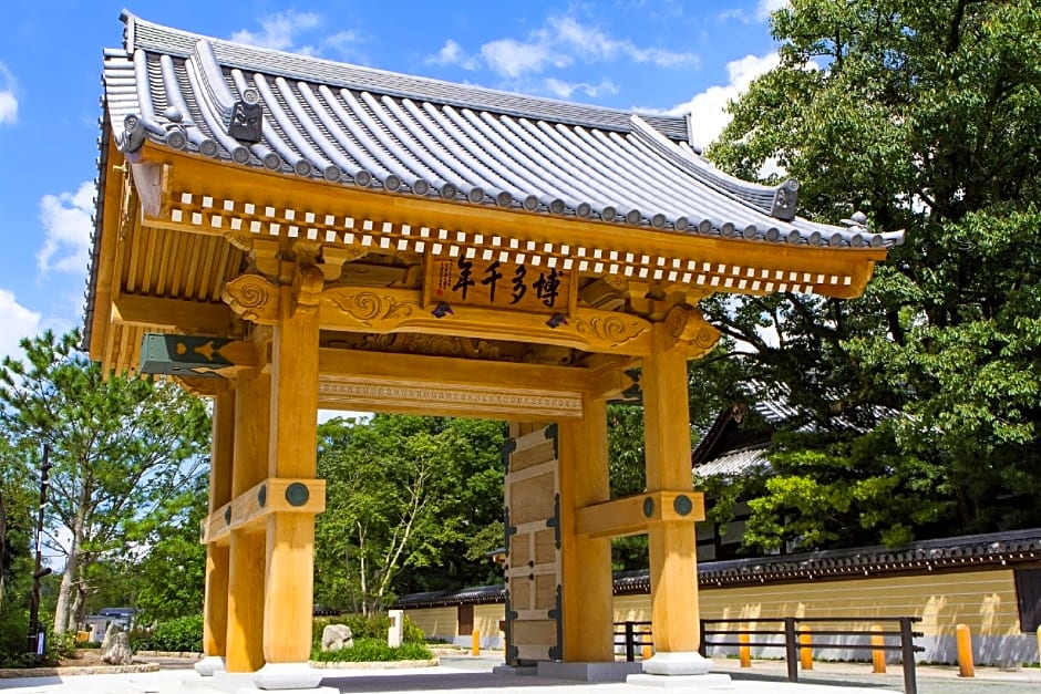 Reisenkaku Hotel Ekimae