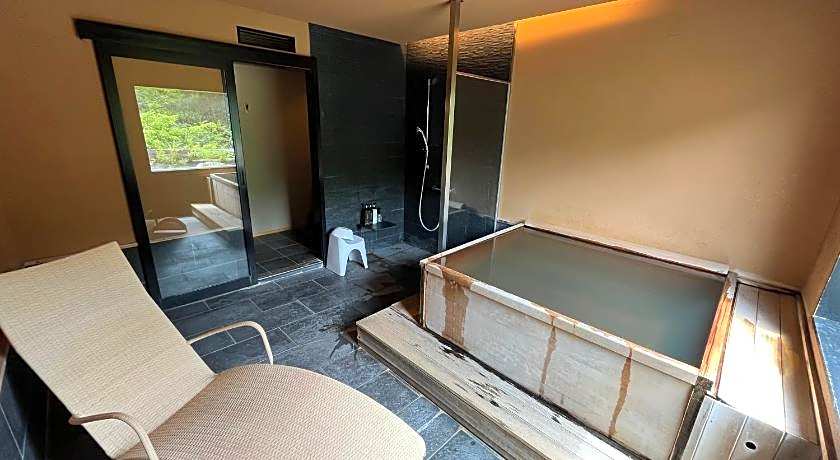 Suichokan (Female Only)