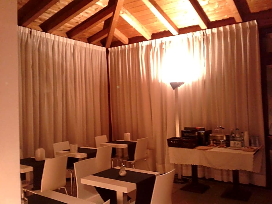 Hotel La Rosta