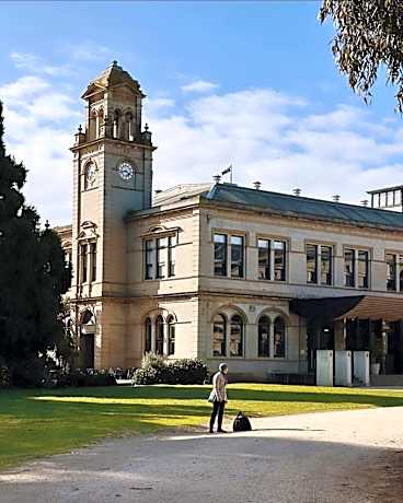 Lancemore Mansion Hotel Werribee Park