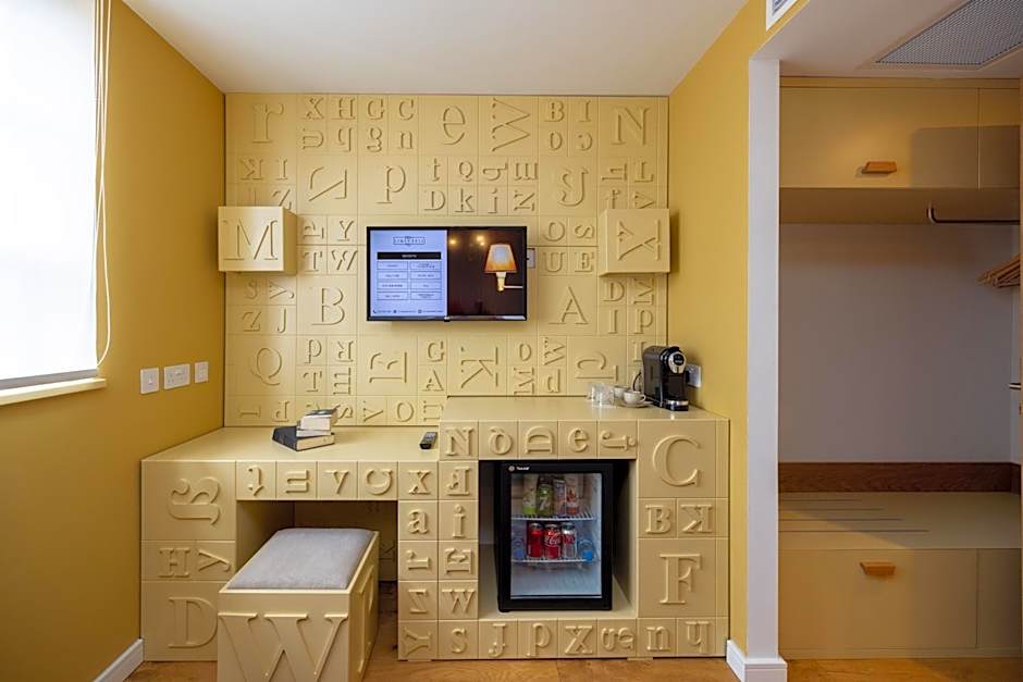 Limehouse Library Hotel