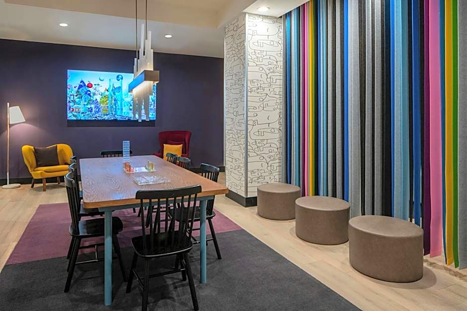 Aloft Memphis Downtown