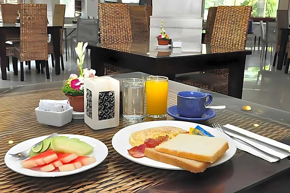 Puri Saron Denpasar Hotel