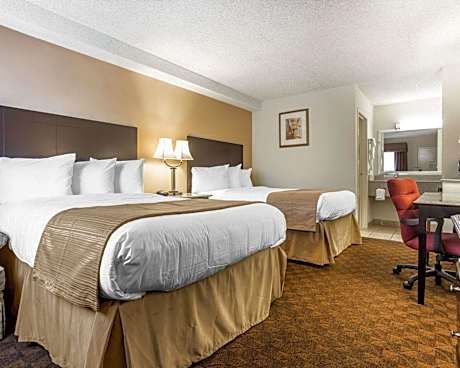 Double Room with Two Double Beds - Accessible/Non-Smoking