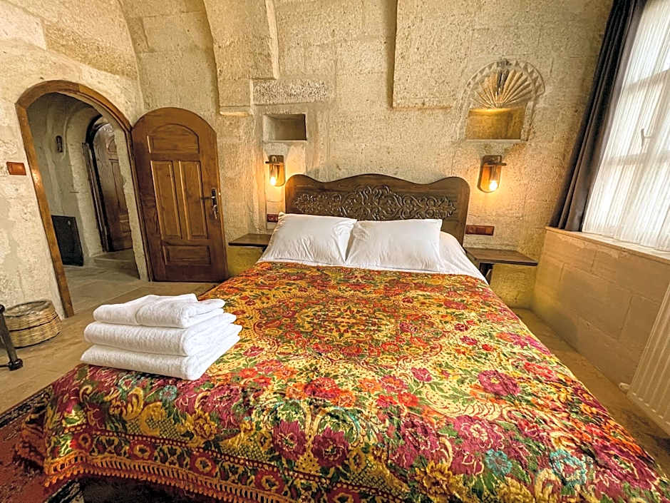 Takunya Cave Hotel