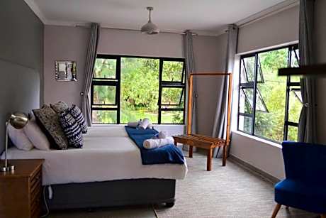 Double or Twin Room with Bathroom