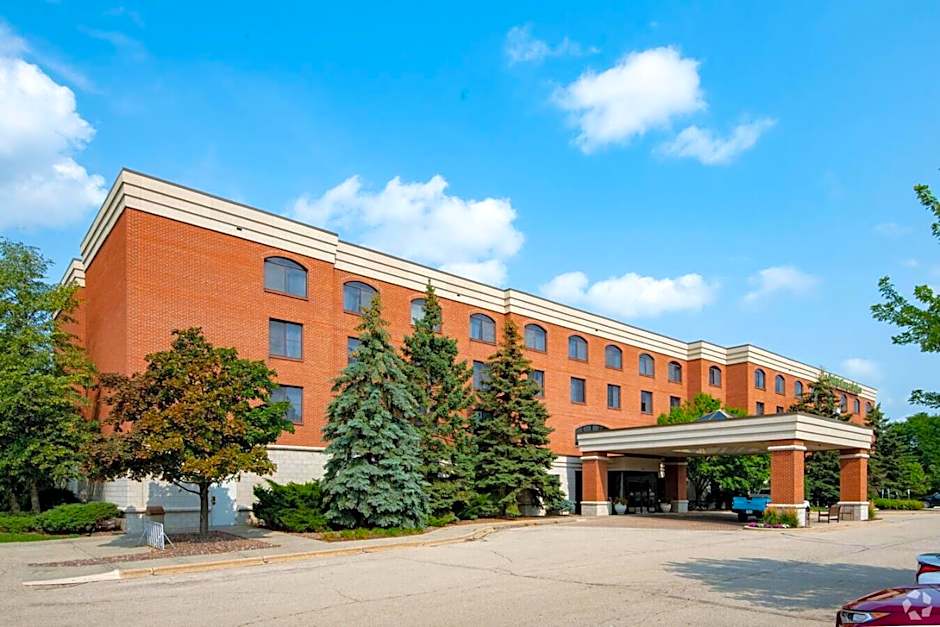 La Quinta Inn & Suites by Wyndham Madison American Center