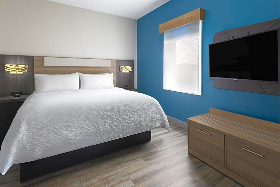 Holiday Inn Express & Suites Leesburg - Historic District by IHG