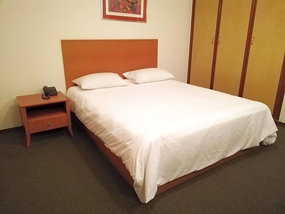 Brazilia Suites Hotel