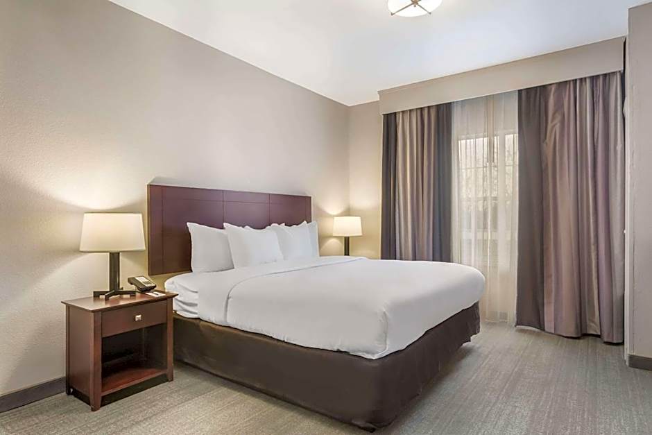 Comfort Inn & Suites Fairburn - Atlanta Southwest