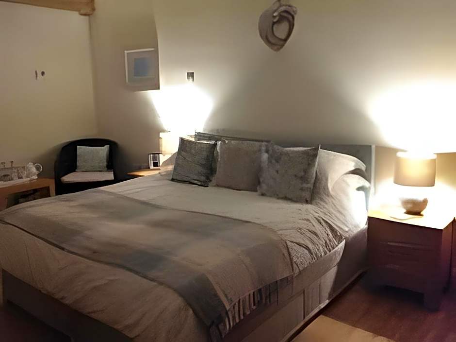 Lockgate Dairy Bed and Breakfast