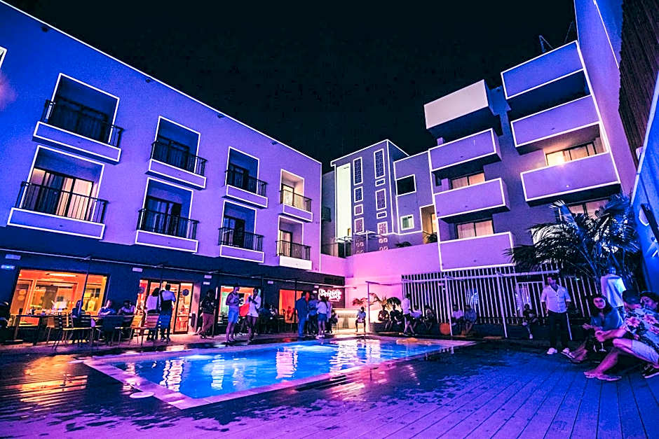 AMISTAT Island Hostel Ibiza - ALBERGUE JUVENIL