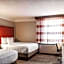 La Quinta Inn & Suites by Wyndham New Orleans Downtown