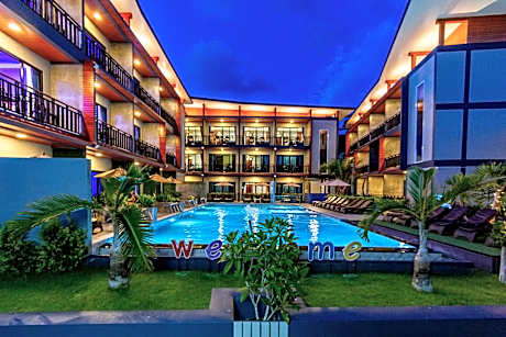 Deluxe Double Room with Pool View