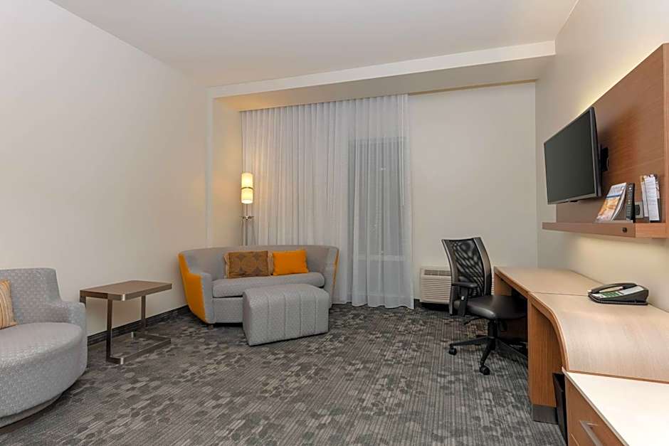 Courtyard by Marriott Savannah Airport
