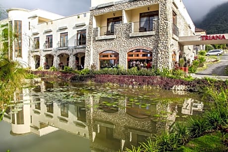 Luxury Room with Jacuzzi