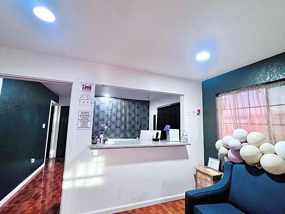 OYO Hotel Pearsall I-35 East