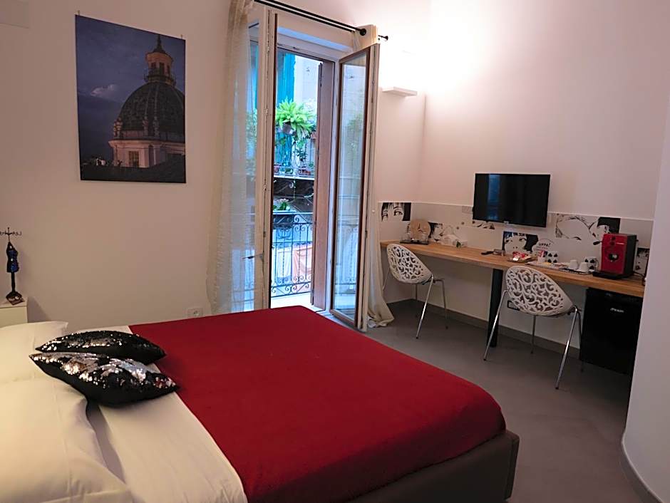 San Francesco Rooms and Apartment with Terrace in Palermo Locazione Turistica