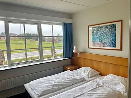 Budget Twin Room