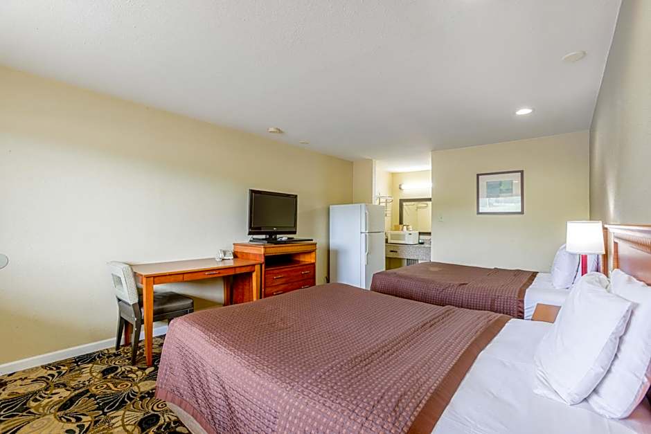 Budget Inn By OYO Natural Bridge I-81