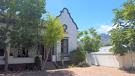 Stumble Inn Backpackers Lodge