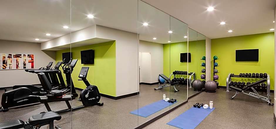 Ayres Suites Ontario at the Mills Mall - Rancho Cucamonga