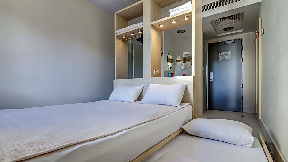 Hello Hotels Gara De Nord Bucharest Romania Rates From Eur29