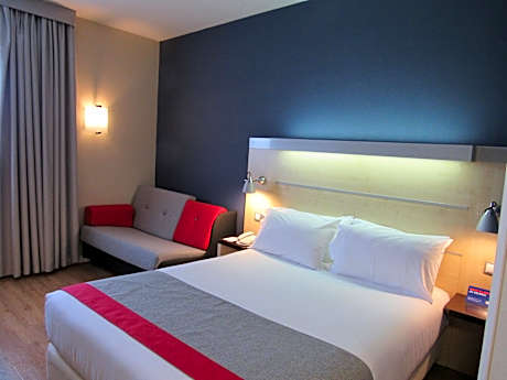 1 Double Standard Sofa Bed with Free Breakfast