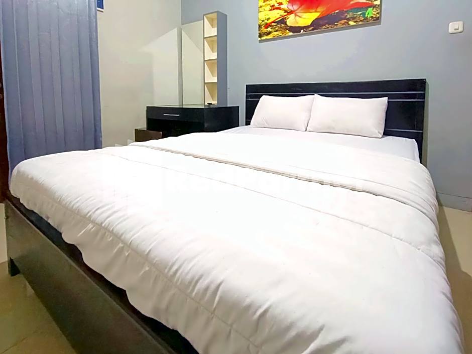 D'Waru Homestay Syariah near Jl Slamet Riyadi Mitra RedDoorz