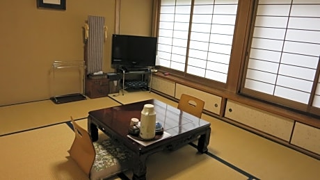 Economy Twin Room