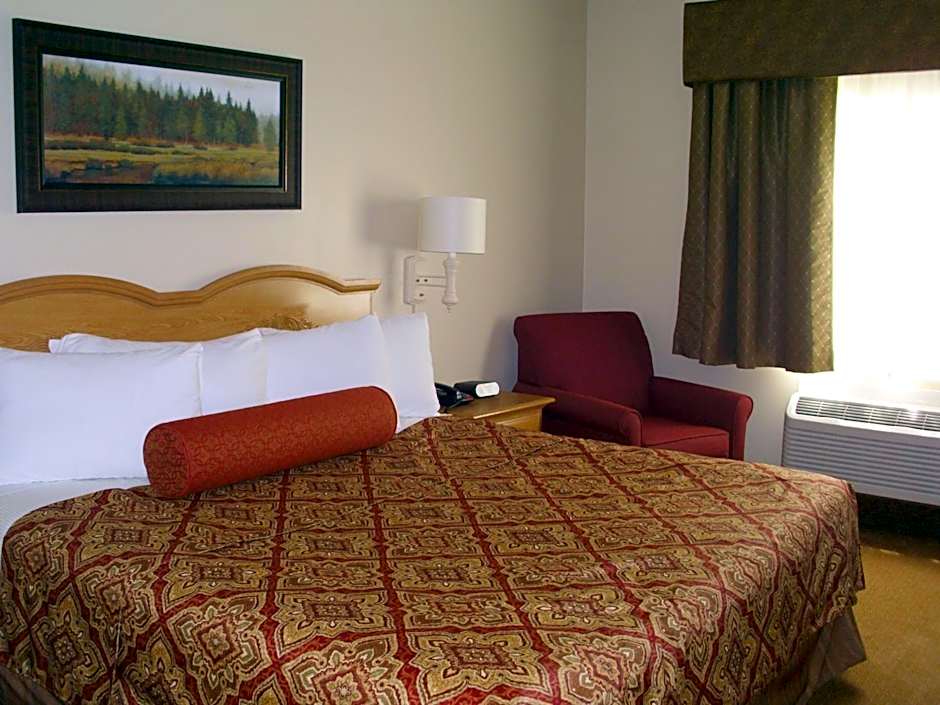 Savanna Inn & Suites