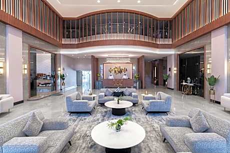 Warwick Al Jubail Hotel