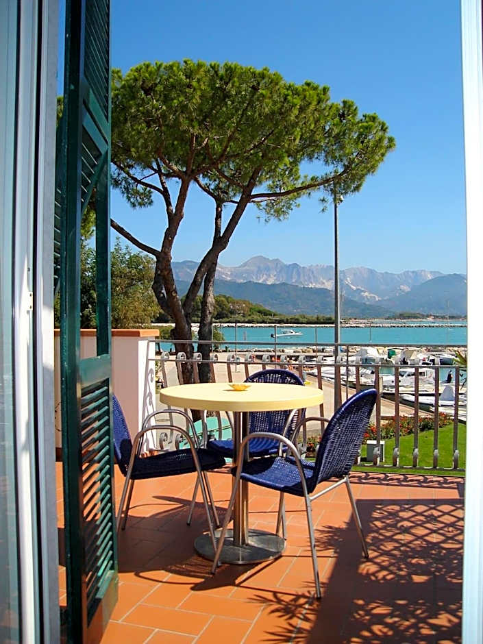Hotel Sette Archi