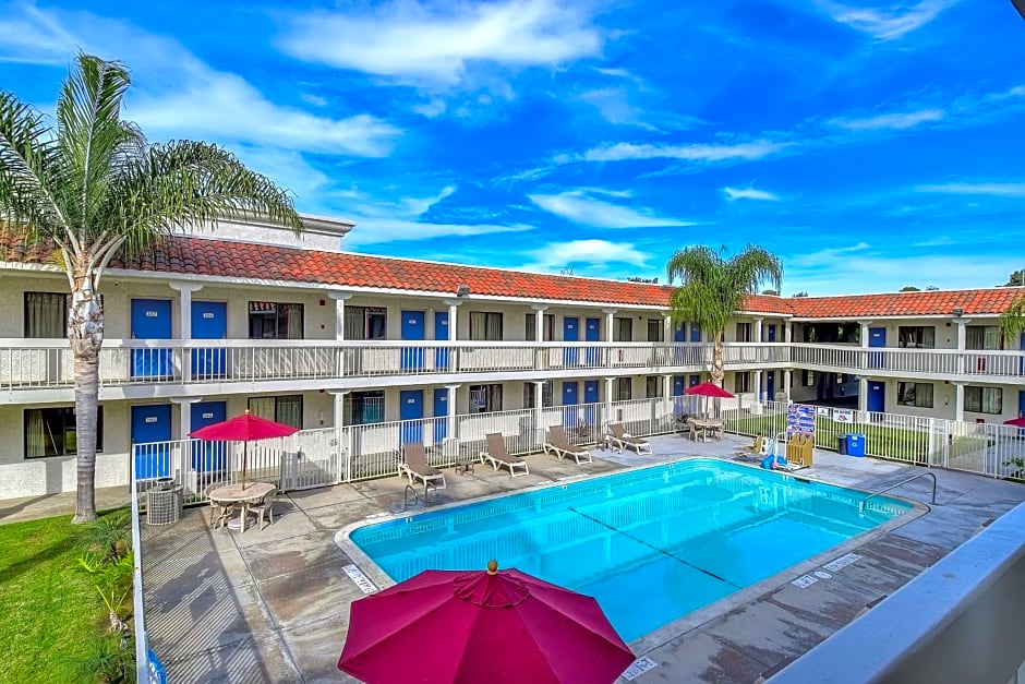 Motel 6-Carlsbad, CA Beach